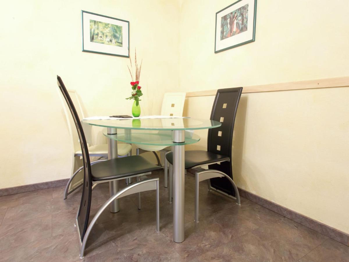 Apartment Close To Hiking And Cycling Trails Lambertsberg Exterior foto
